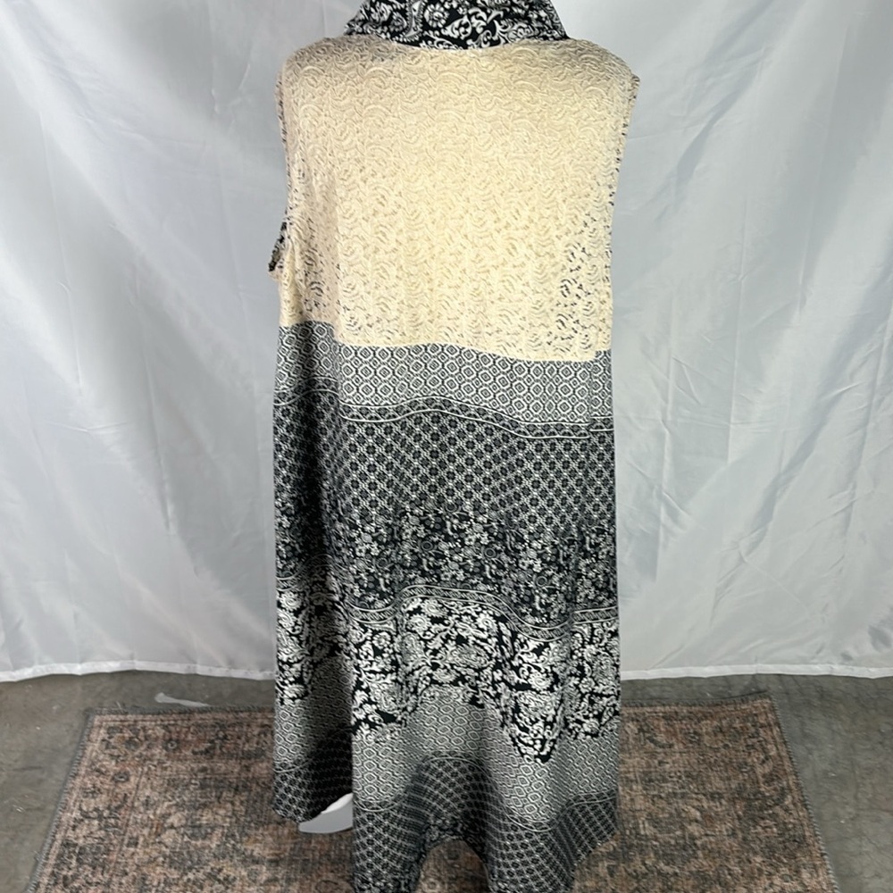 Rancho Estancia Womens Vest - Picture 3 of 5